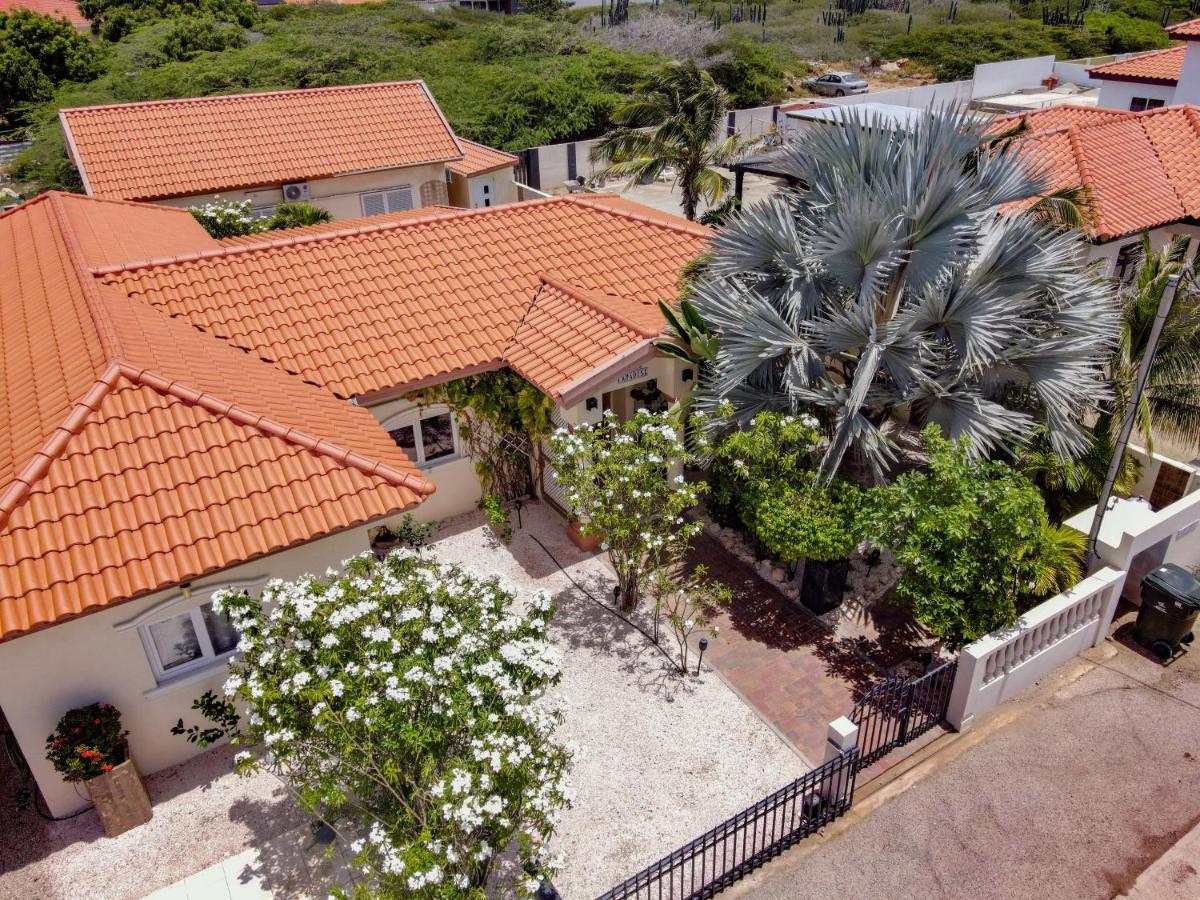 Villa Swiss Paradise With Private Pool 팜비치 외부 사진