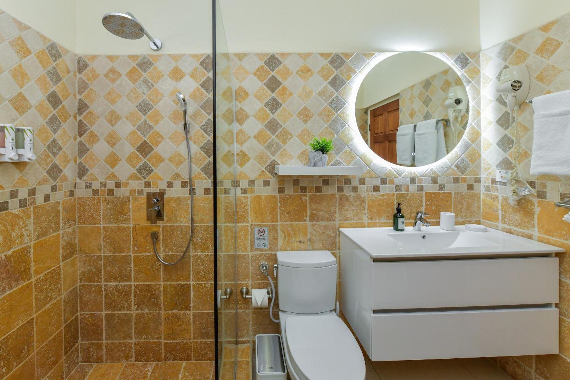 Villa Swiss Paradise With Private Pool 팜비치 외부 사진